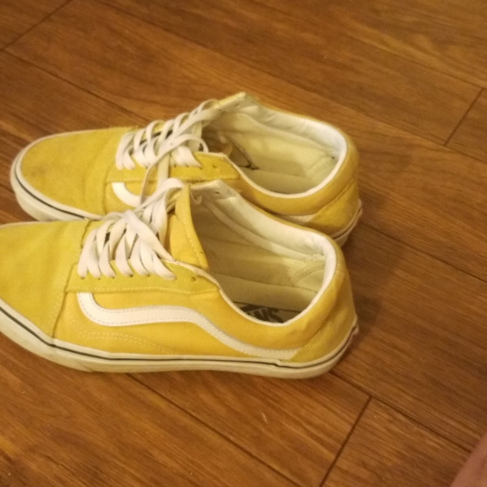 Van's